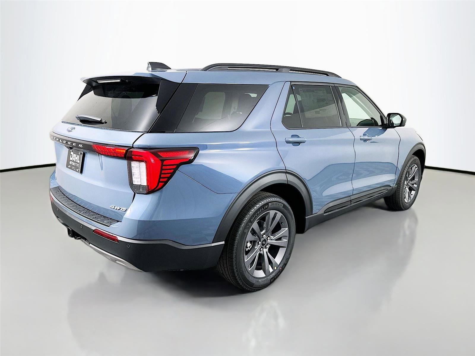 New 2026 Ford Explorer Active w/ Active Comfort Package image 7