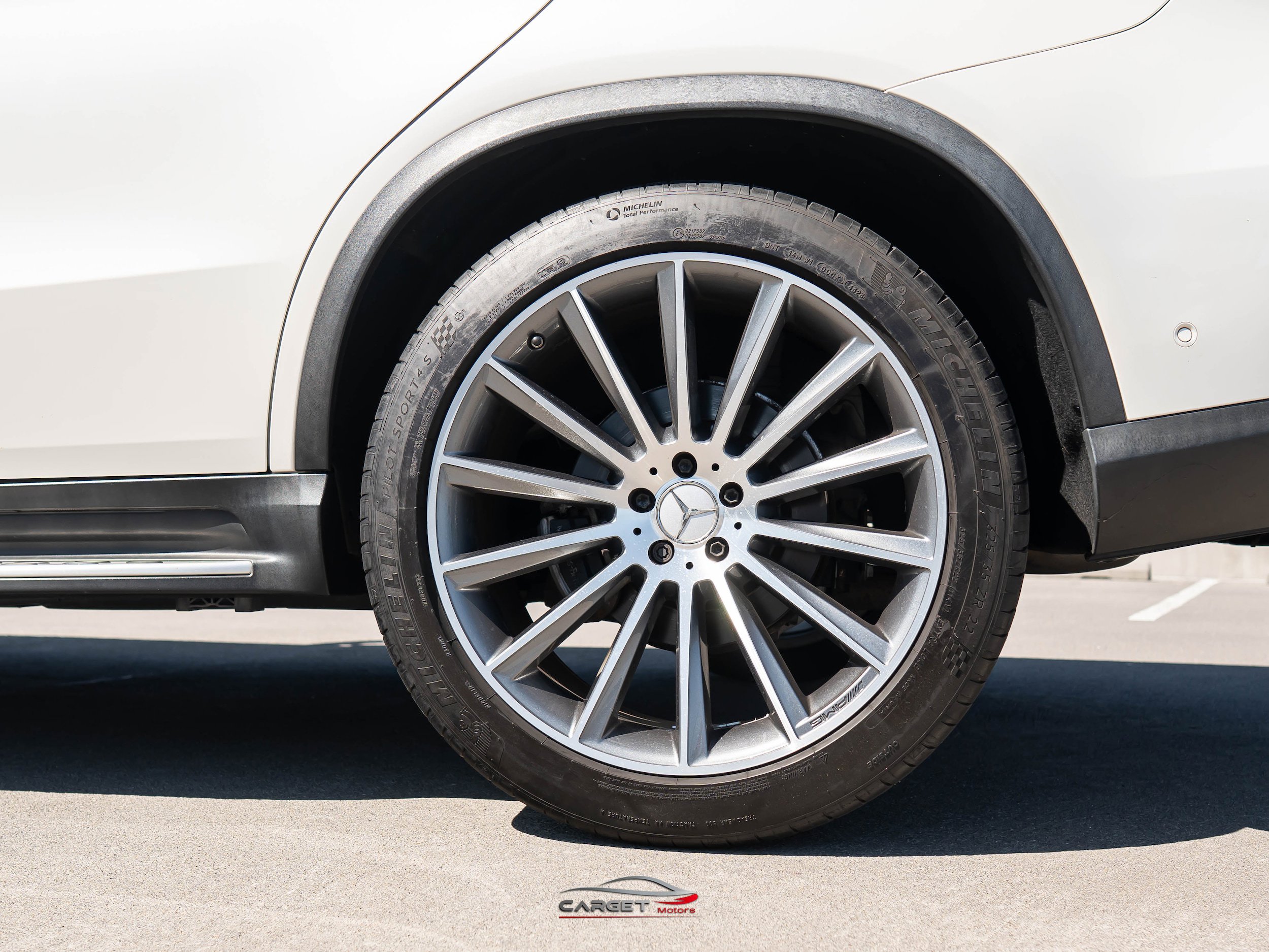 Used 2019 Mercedes-Benz GLE 43 AMG 4MATIC image 12