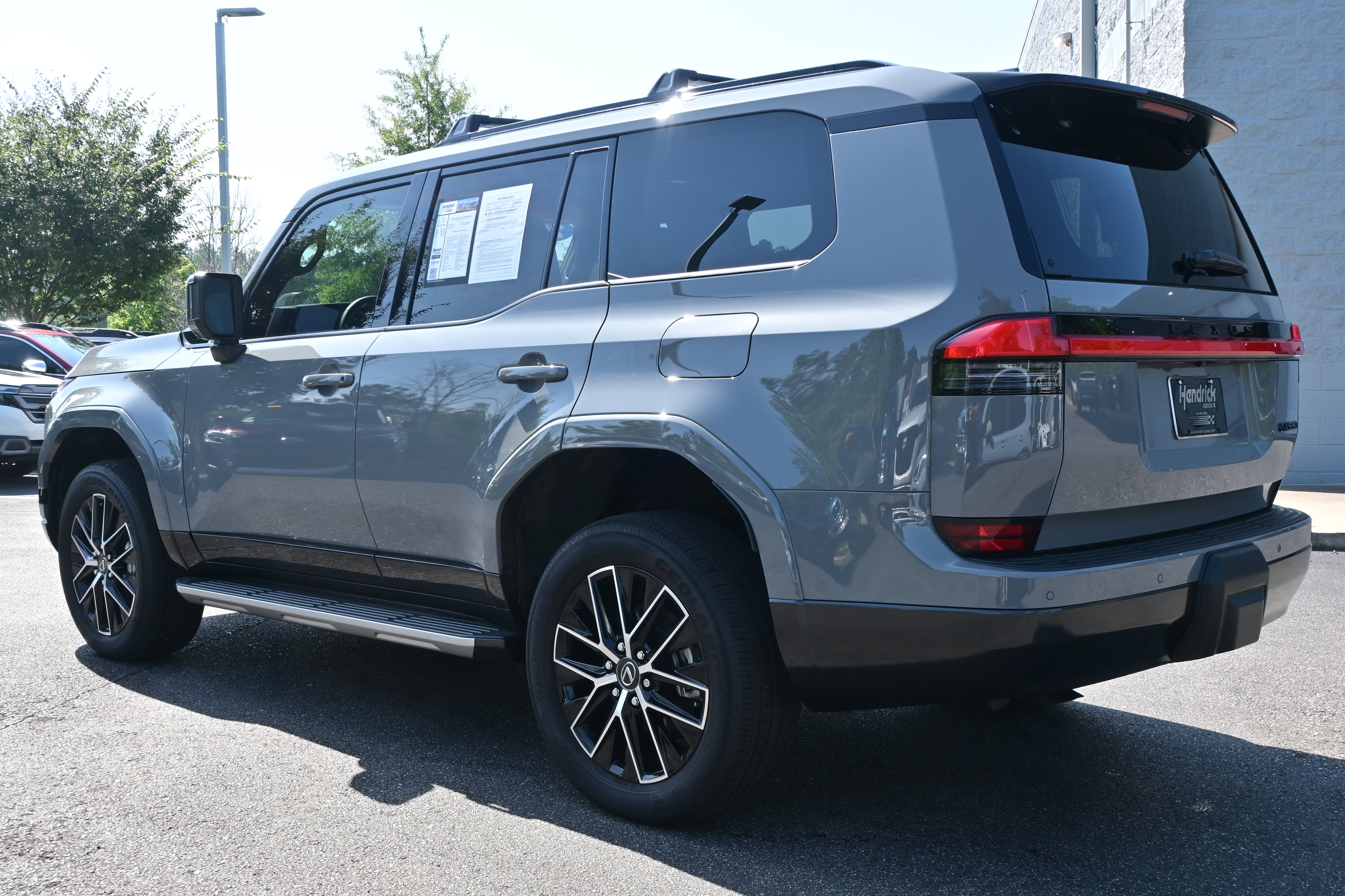 Used 2025 Lexus GX 550 w/ Accessory Package (Z1) AWD/4WD image 7