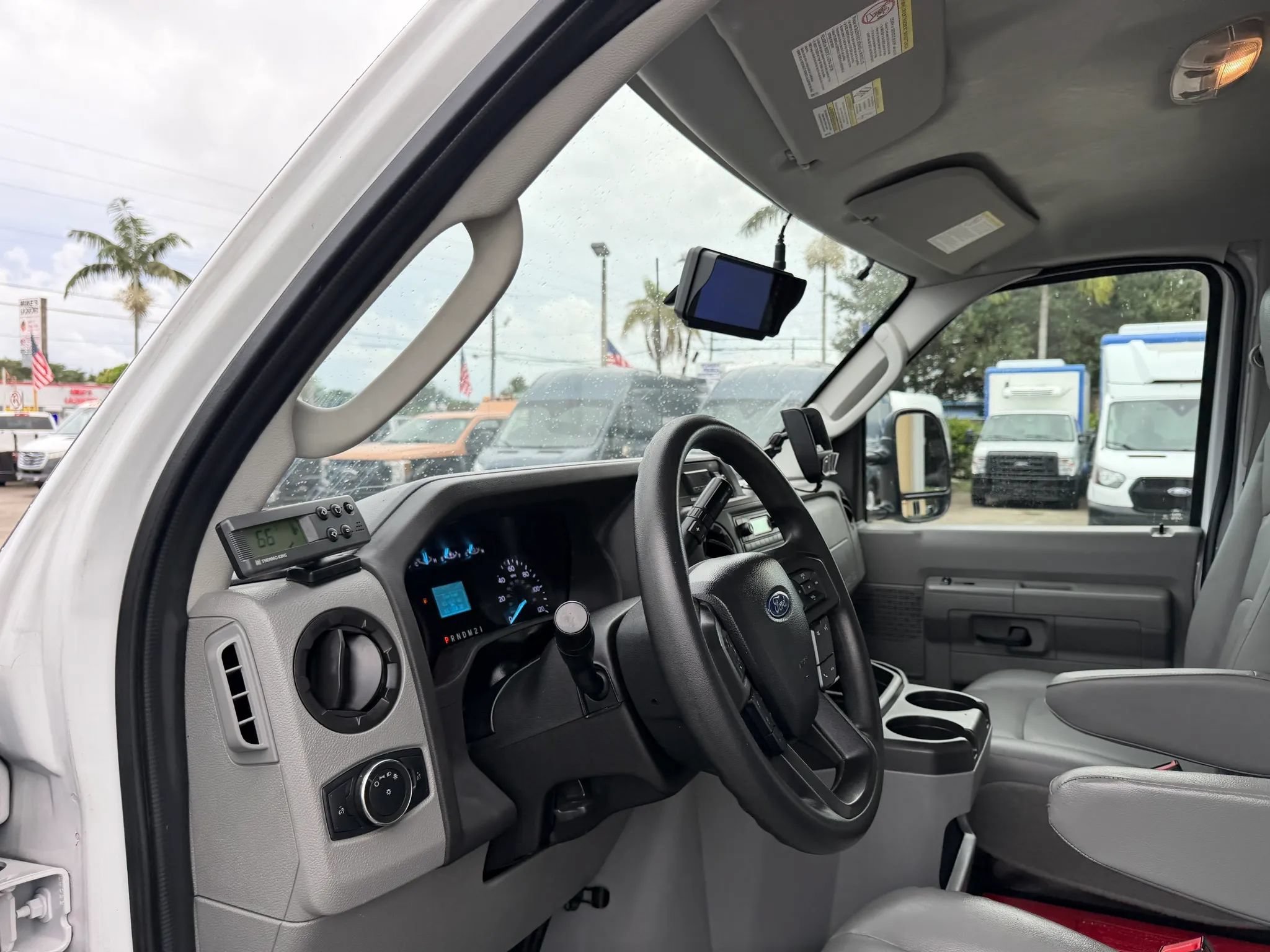 Used 2023 Ford E-350 and Econoline 350 Super Duty w/ Power Windows & Locks Group RWD image 12