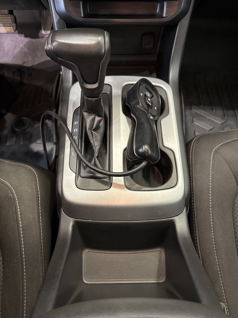 Used 2018 Chevrolet Colorado LT w/ LT Convenience Package AWD/4WD image 20