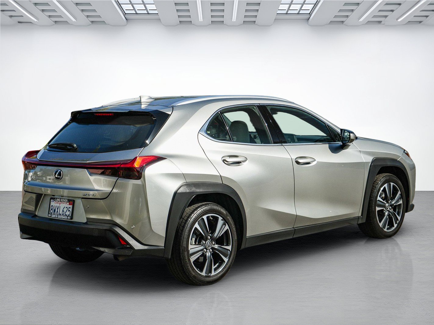 Used 2021 Lexus UX 200 w/ Accessory Package (Z2) FWD image 5