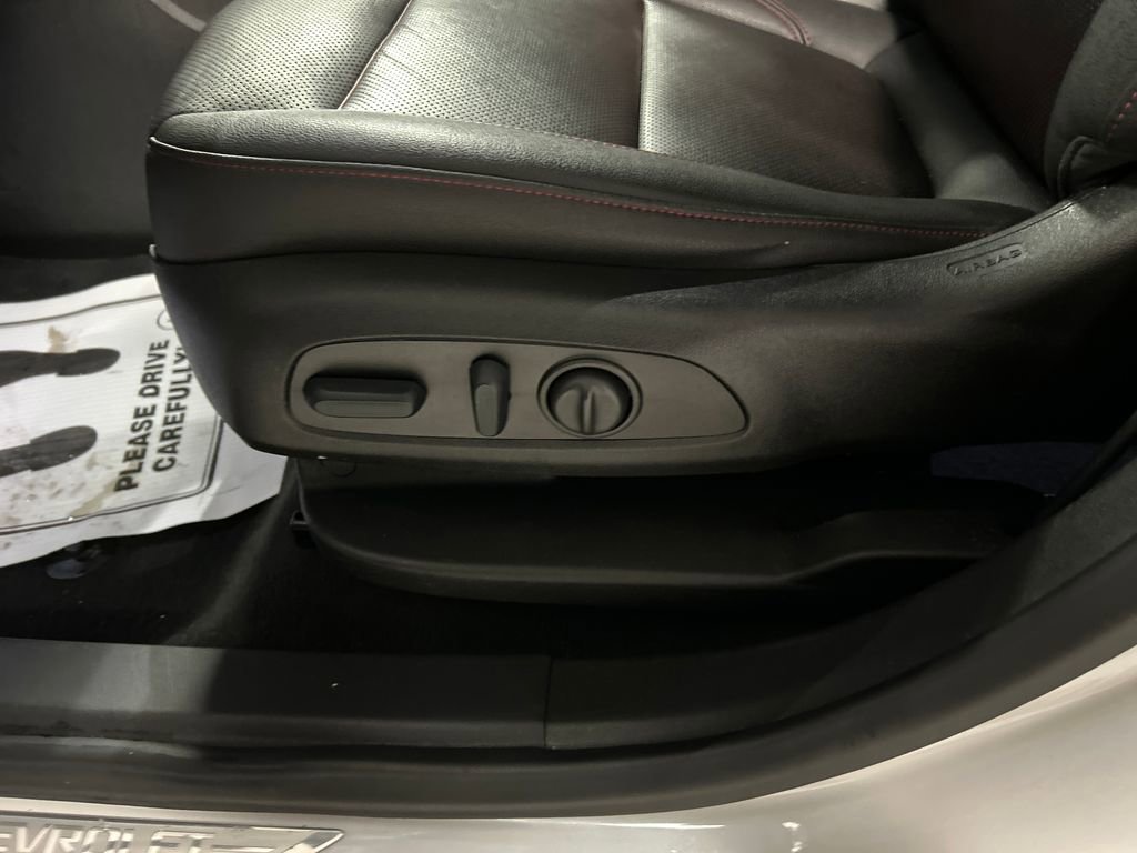 Used 2022 Chevrolet Blazer RS FWD image 13