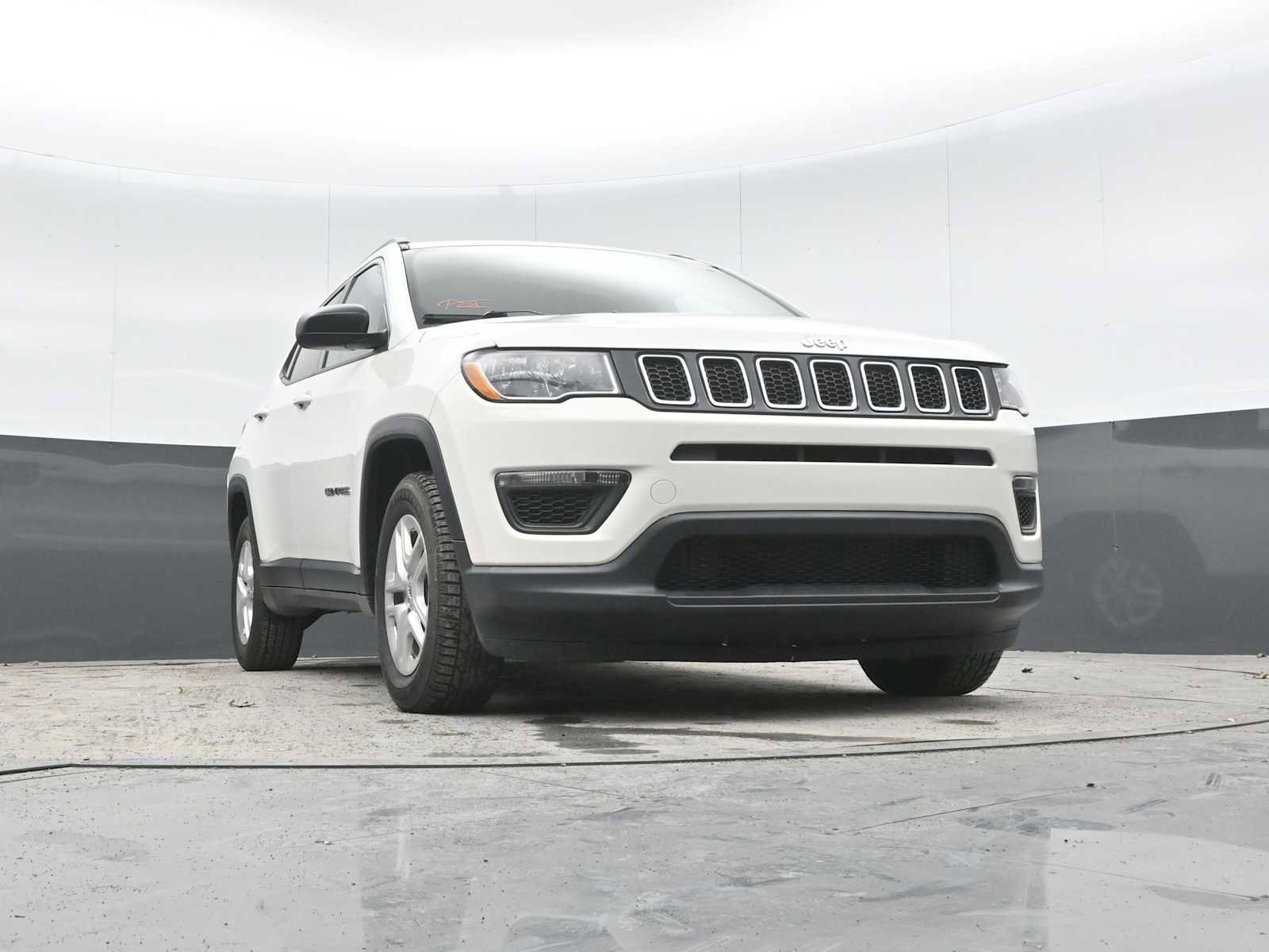 Used 2020 Jeep Compass Sport w/ Tech Group image 27