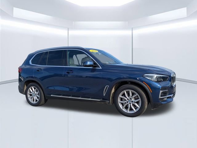 Used 2022 BMW X5 xDrive40i w/ Premium Package AWD/4WD image 1