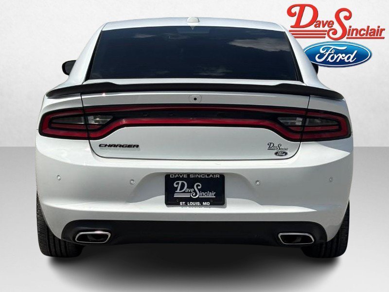 Used 2023 Dodge Charger SXT w/ Blacktop Package RWD image 8