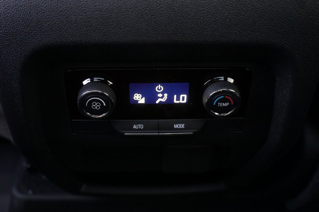 New 2026 Chevrolet Traverse Z71 image 27