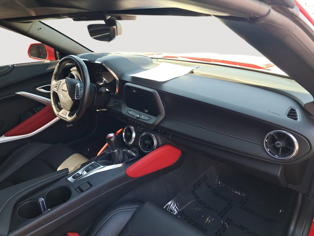 Used 2022 Chevrolet Camaro SS image 17