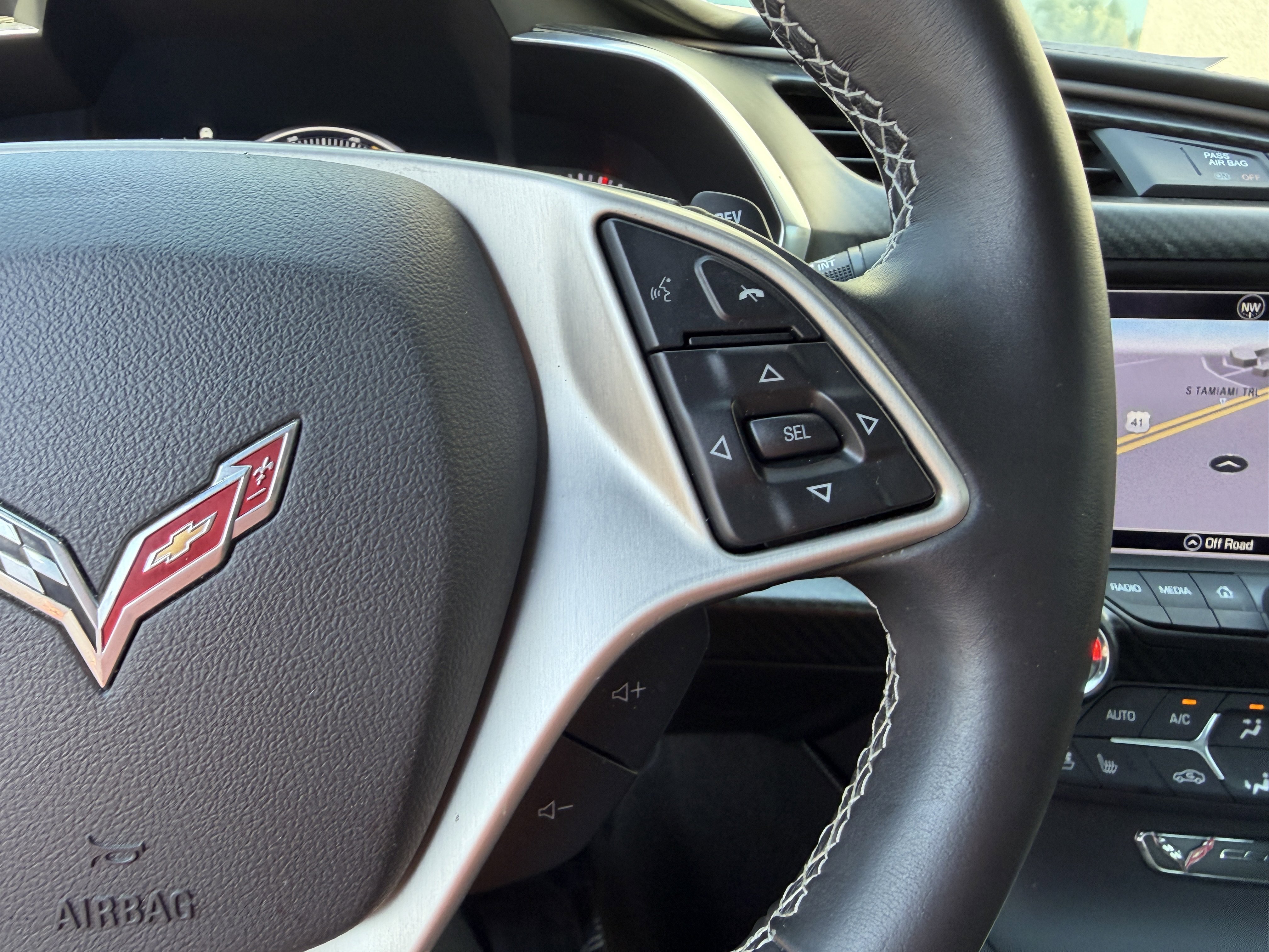 Used 2016 Chevrolet Corvette Stingray Coupe w/ 3LT Preferred Equipment Group image 33