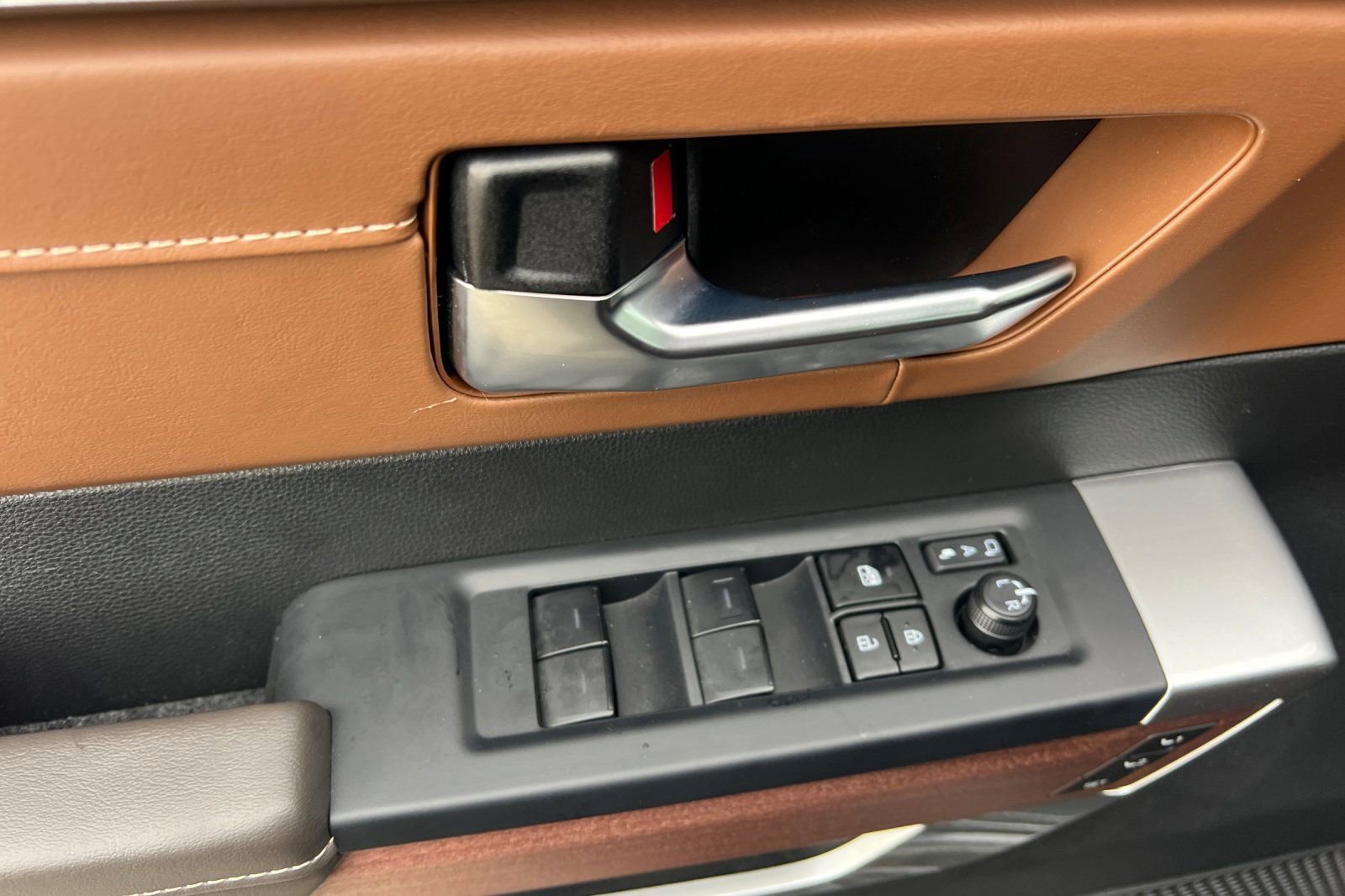 Certified 2025 Toyota Tundra 1794 Edition image 8