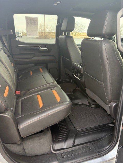 Used 2024 GMC Sierra 1500 AT4 w/ Technology Package image 15