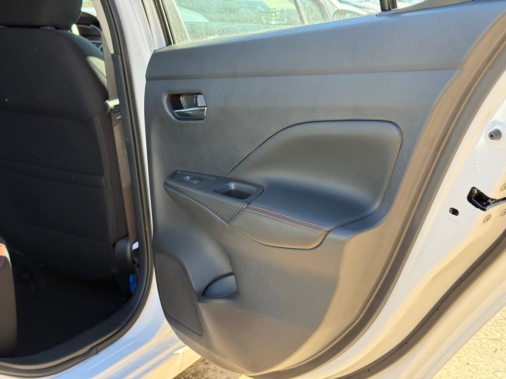 New 2025 Nissan Versa SR w/ Trunk Package image 21