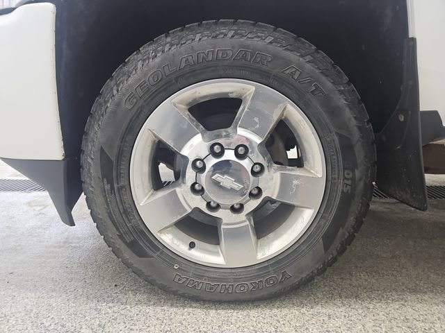 Used 2017 Chevrolet Silverado 2500 High Country w/ Duramax Plus Package AWD/4WD image 22