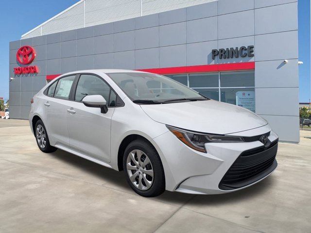 New 2026 Toyota Corolla LE image 2