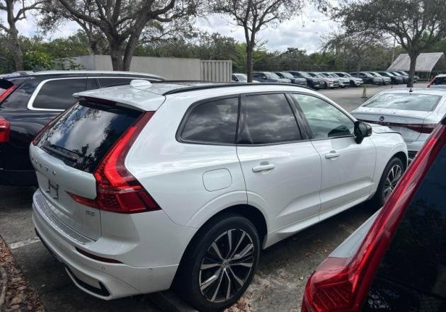 Certified 2023 Volvo XC60 B5 Ultimate w/ Protection Package Premier FWD image 2