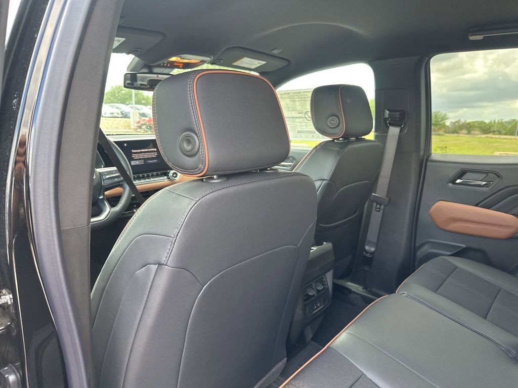 New 2026 GMC Canyon AT4 w/ Nightfall Essentials Package image 18