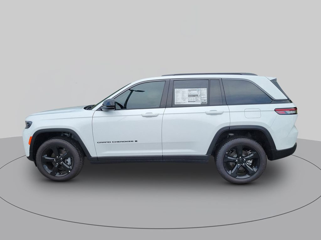 New 2026 Jeep Grand Cherokee Limited w/ Limited Altitude Package RWD image 6