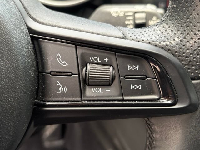 Used 2023 Alfa Romeo Giulia Ti AWD/4WD image 25