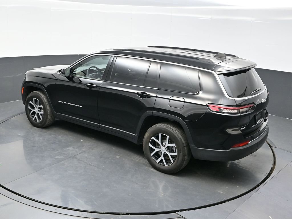Used 2024 Jeep Grand Cherokee L Limited w/ Luxury Tech Group II image 34