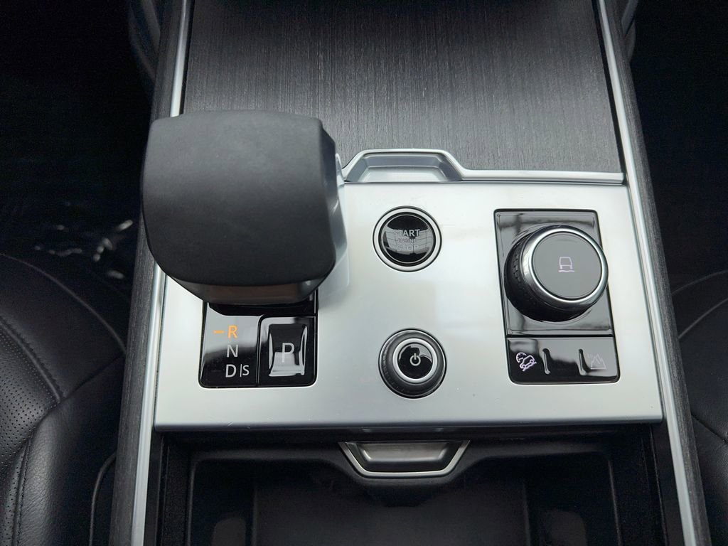 Used 2023 Land Rover Range Rover Long Wheelbase SE image 33