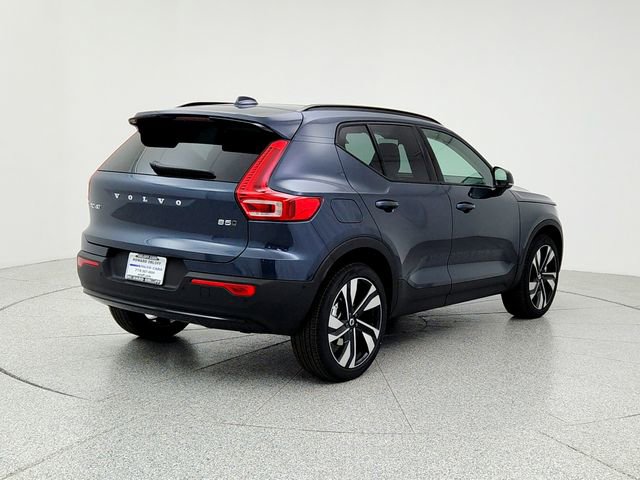 New 2026 Volvo XC40 B5 Ultra w/ Climate Package image 5