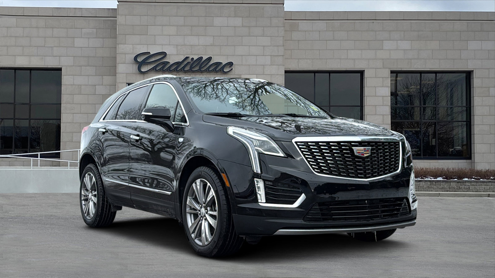 Certified 2025 Cadillac XT5 Premium Luxury