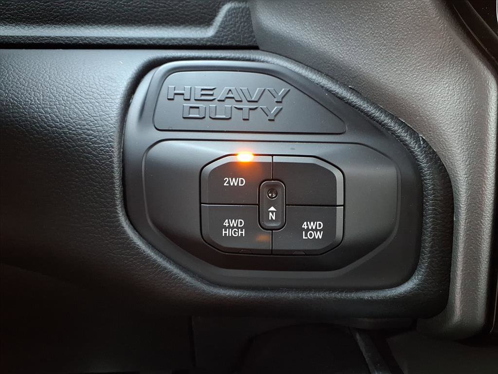 Used 2025 RAM 3500 Big Horn image 16