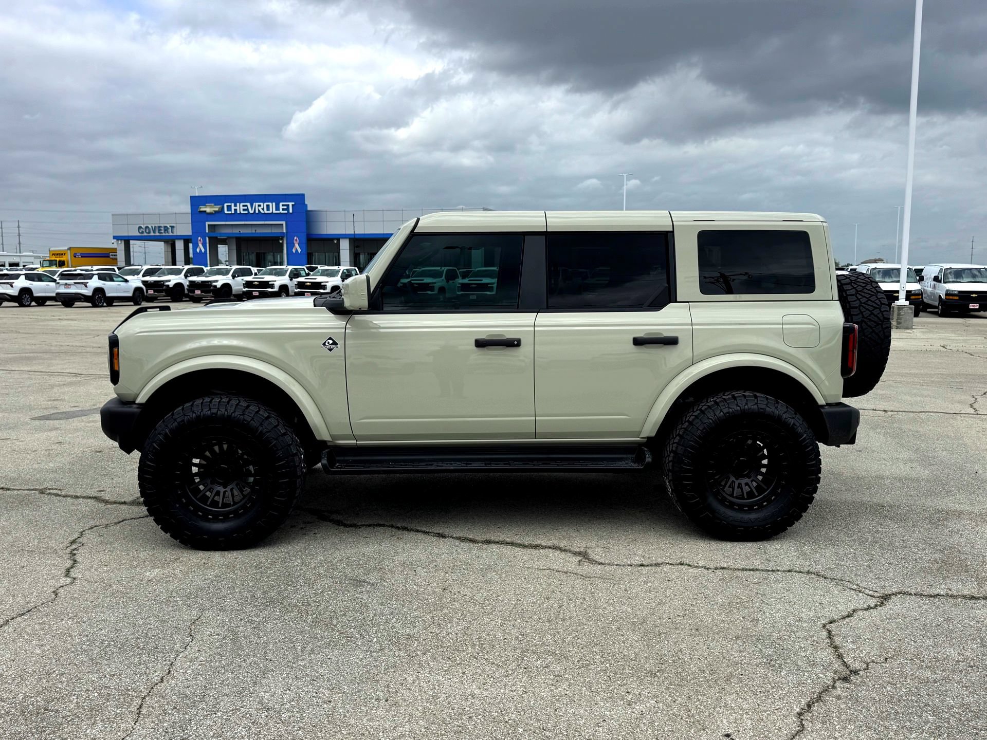 Used 2026 Ford Bronco Outer Banks AWD/4WD image 11