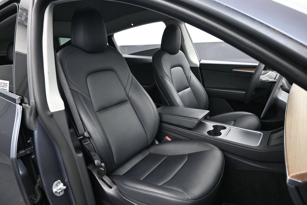 Used 2022 Tesla Model Y Performance AWD/4WD image 25