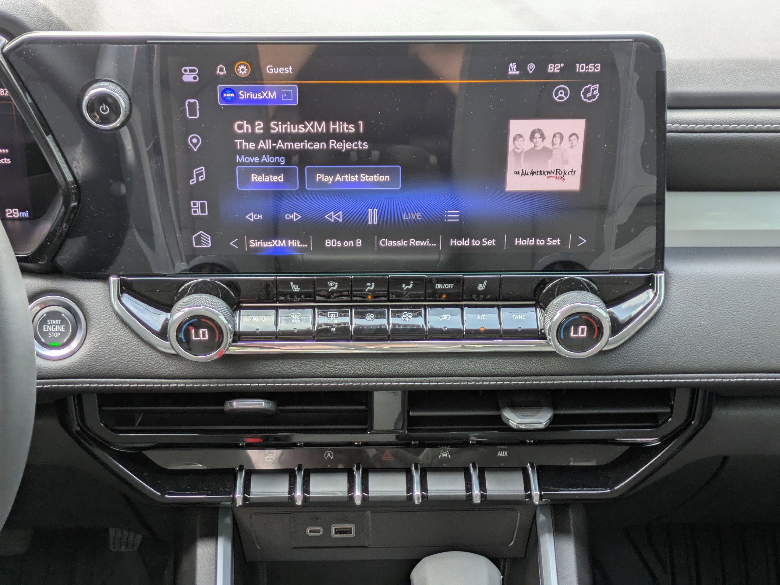 Used 2024 Chevrolet Colorado LT w/ LT Convenience Package II image 5