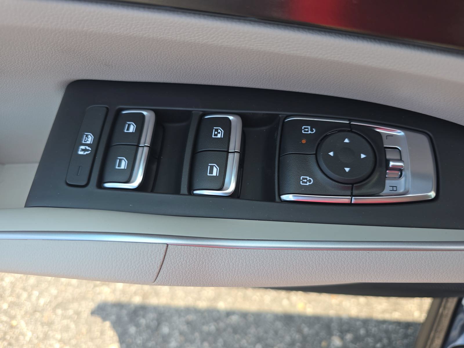 New 2026 Kia Sorento S w/ S Panoramic Sunroof Package FWD image 26