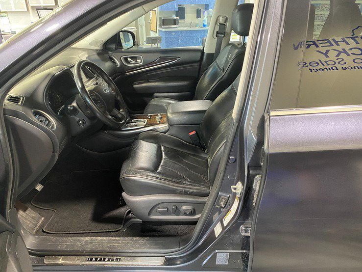 Used 2014 INFINITI QX60 AWD w/ Deluxe Touring Package image 12