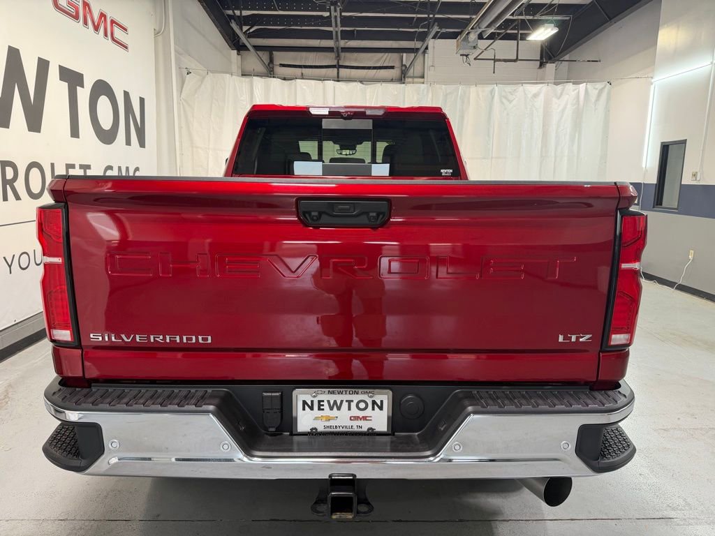 Used 2026 Chevrolet Silverado 2500 LTZ w/ LTZ Premium Package image 33