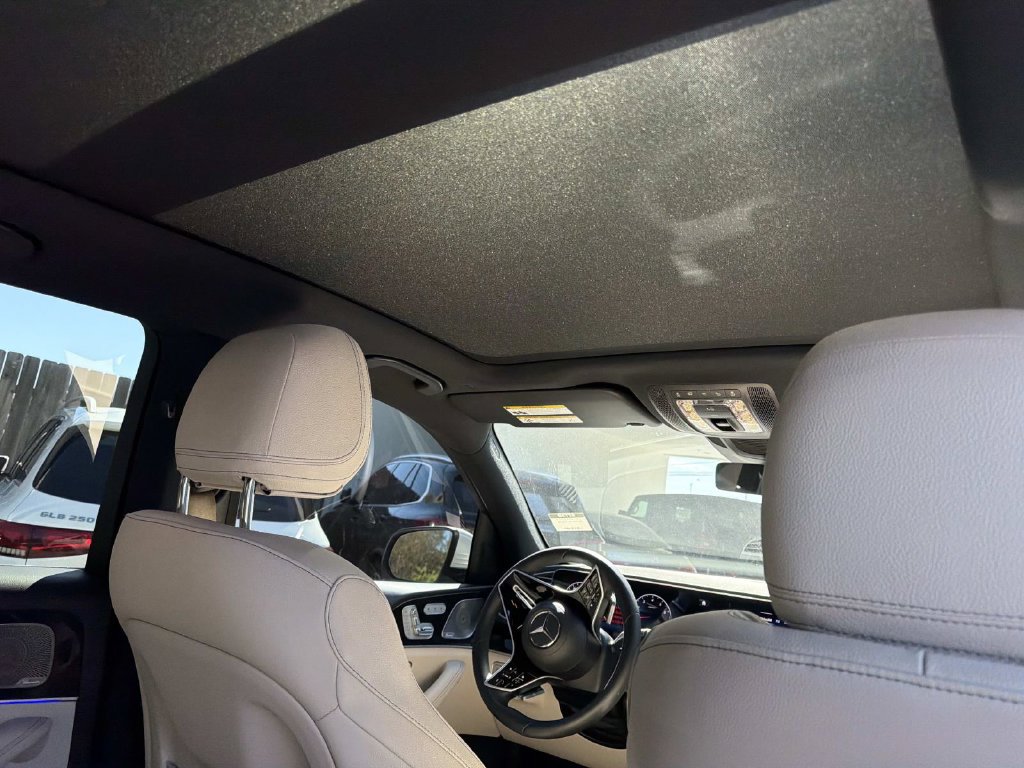 Used 2025 Mercedes-Benz GLE 350 4MATIC image 10