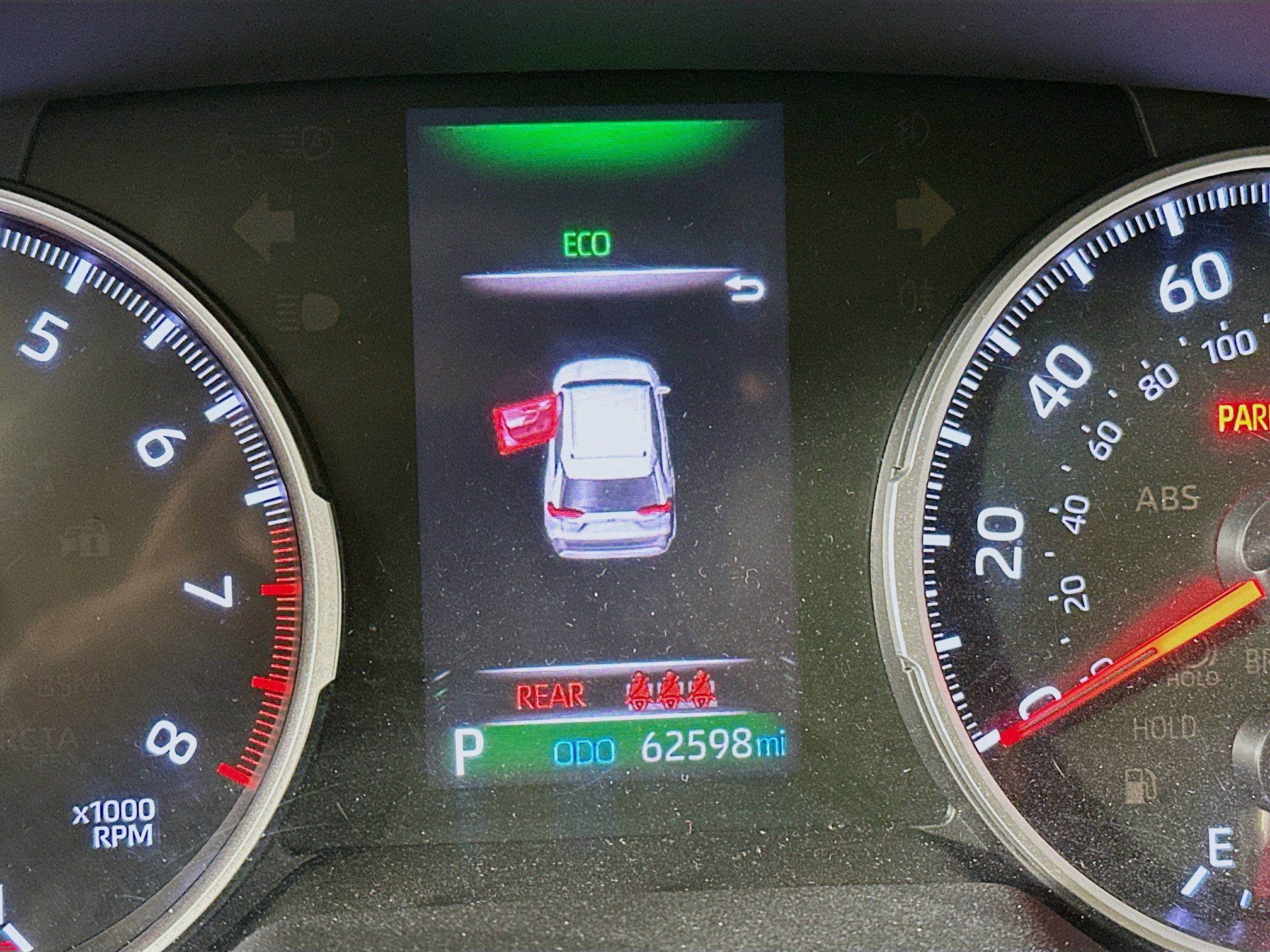 Used 2020 Toyota RAV4 LE FWD image 18