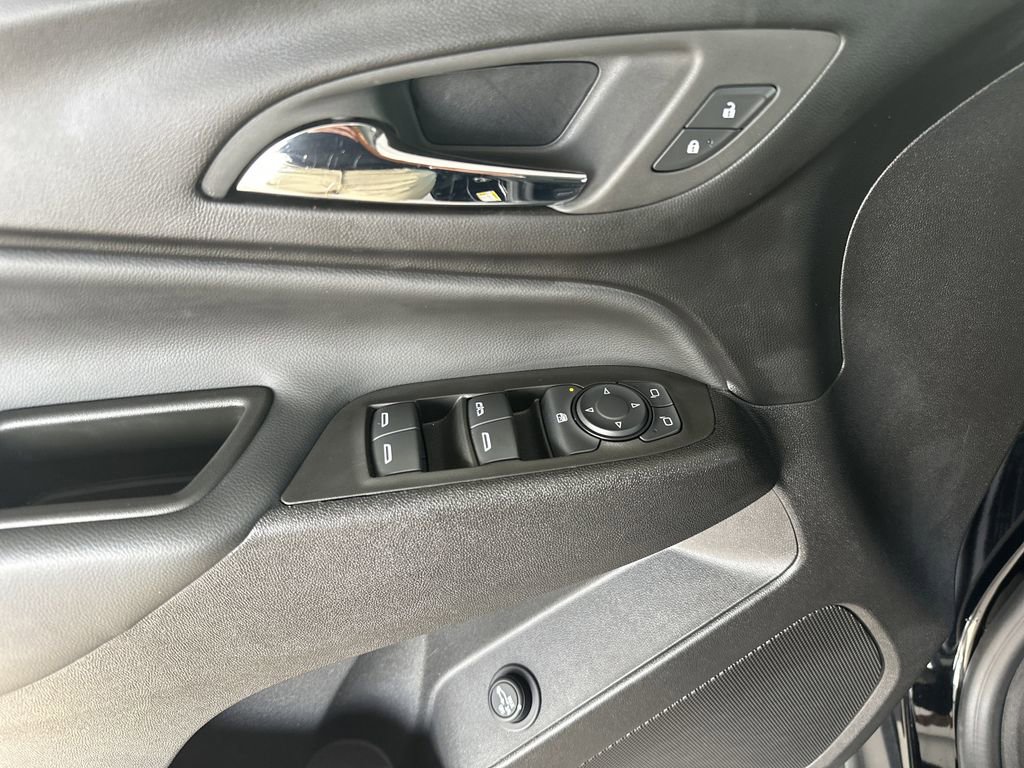 Certified 2024 Chevrolet Equinox LT image 12