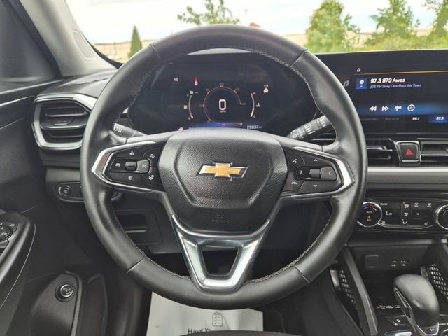 Used 2024 Chevrolet TrailBlazer LT w/ Convenience Package FWD image 19