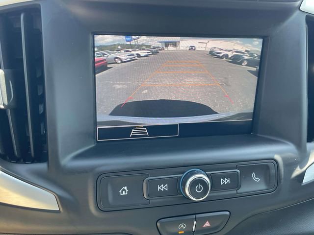 Used 2023 GMC Terrain SLE w/ Driver Convenience Package FWD image 19