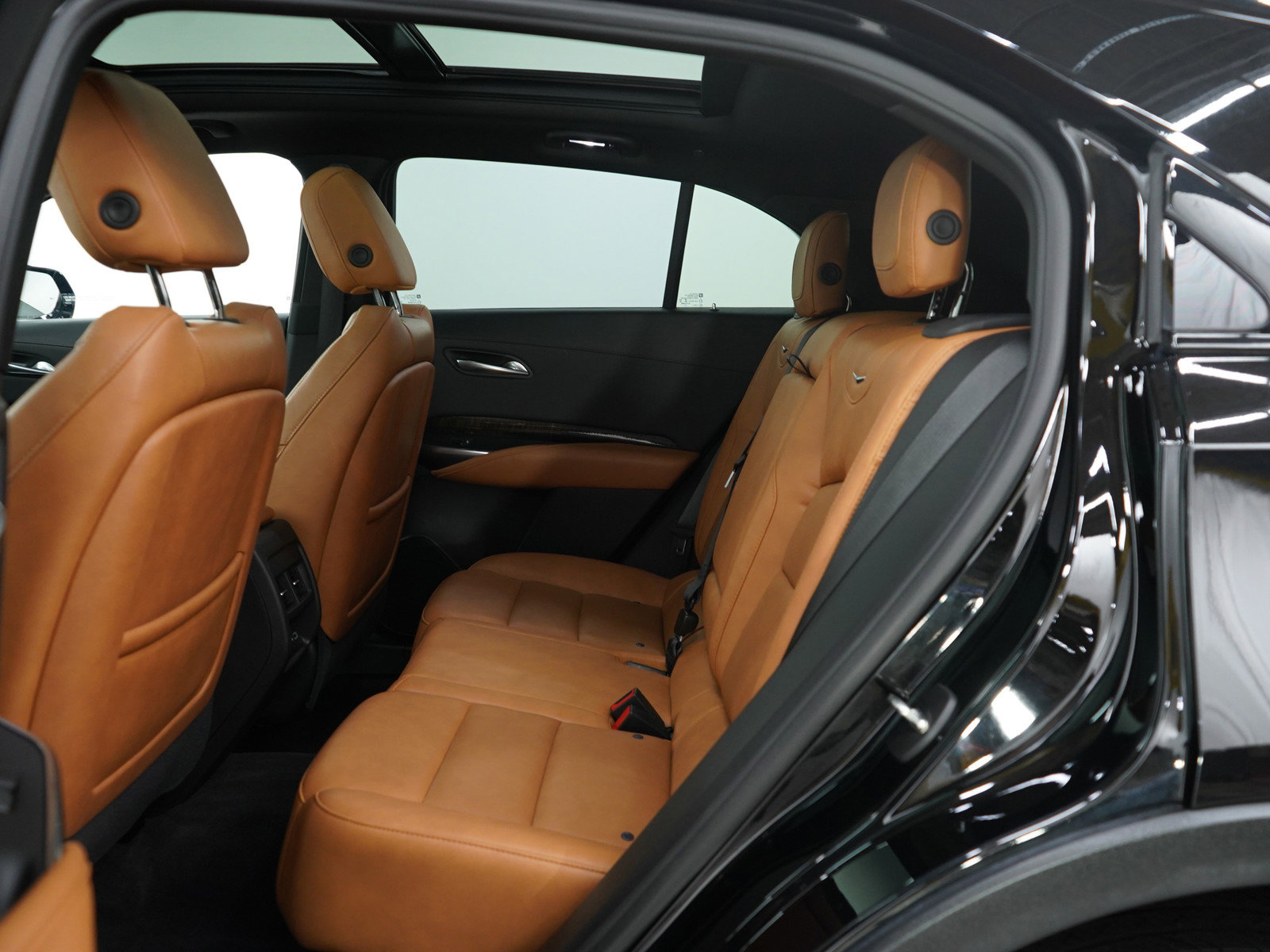 Used 2023 Cadillac XT4 Sport image 18