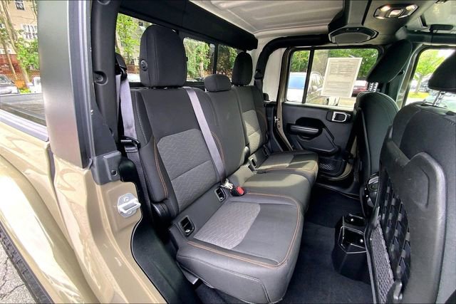 Used 2020 Jeep Gladiator Mojave AWD/4WD image 15
