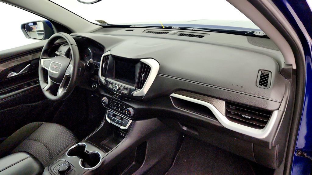 Used 2022 GMC Terrain SLE AWD/4WD image 25