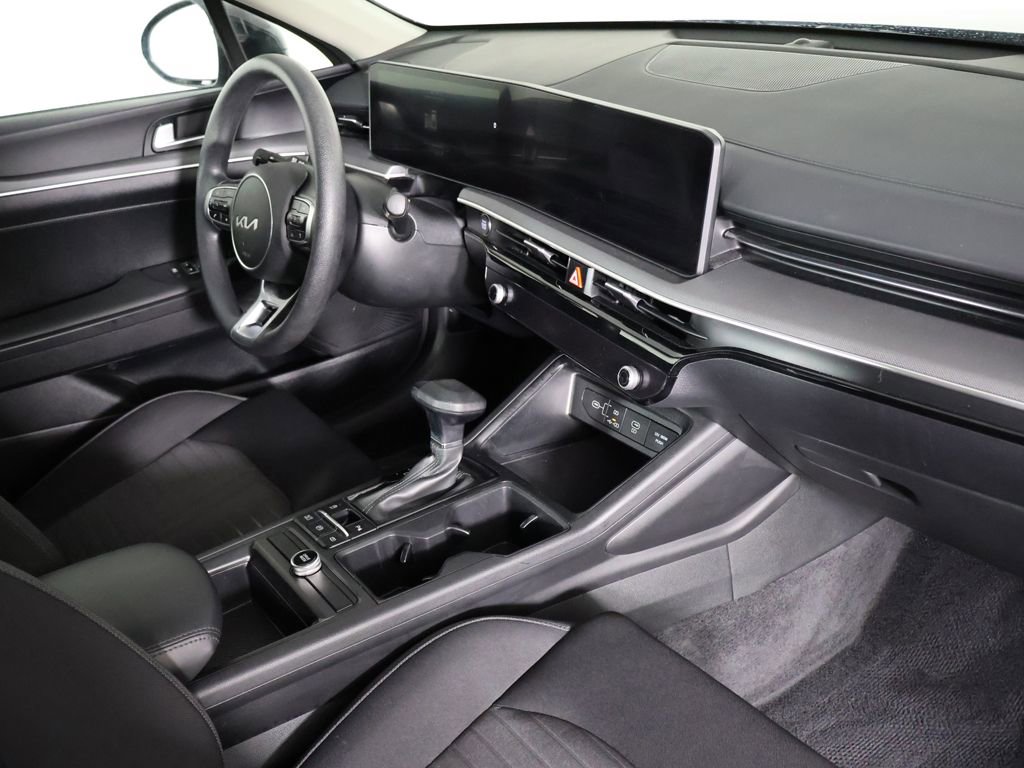 Used 2025 Kia K5 LXS FWD image 25
