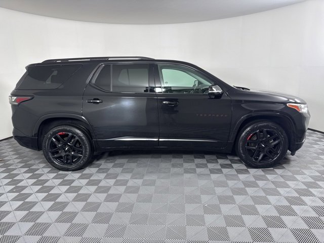Used 2020 Chevrolet Traverse Premier w/ Redline Edition image 2