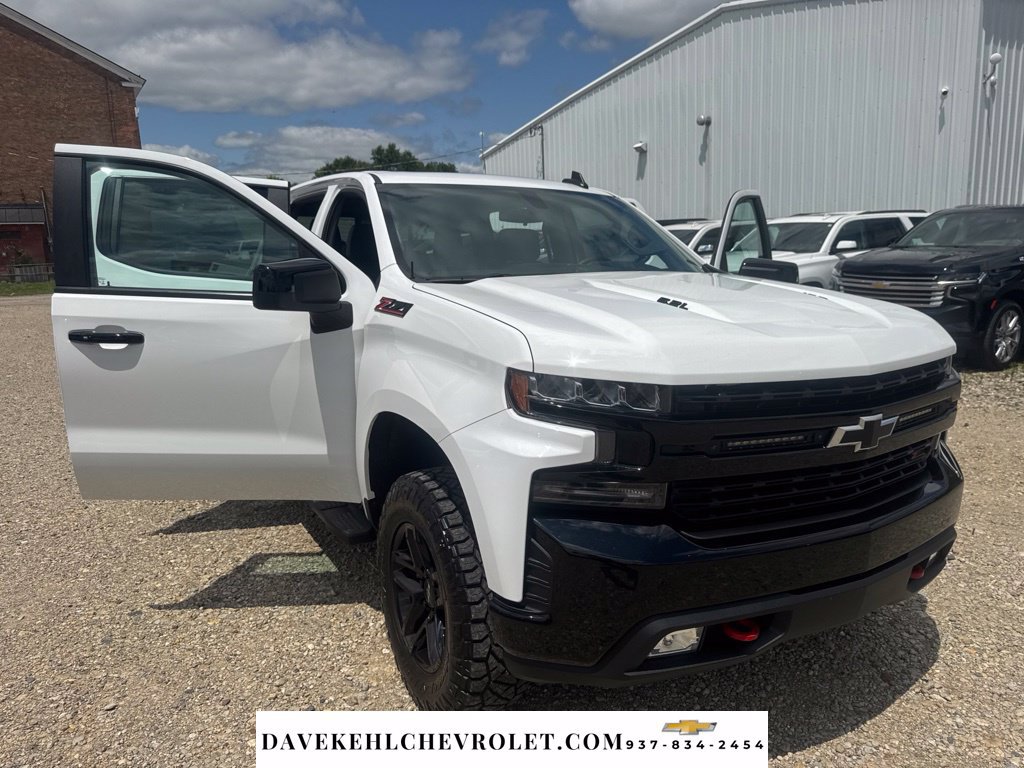 Used 2020 Chevrolet Silverado 1500 LT Trail Boss AWD/4WD image 45
