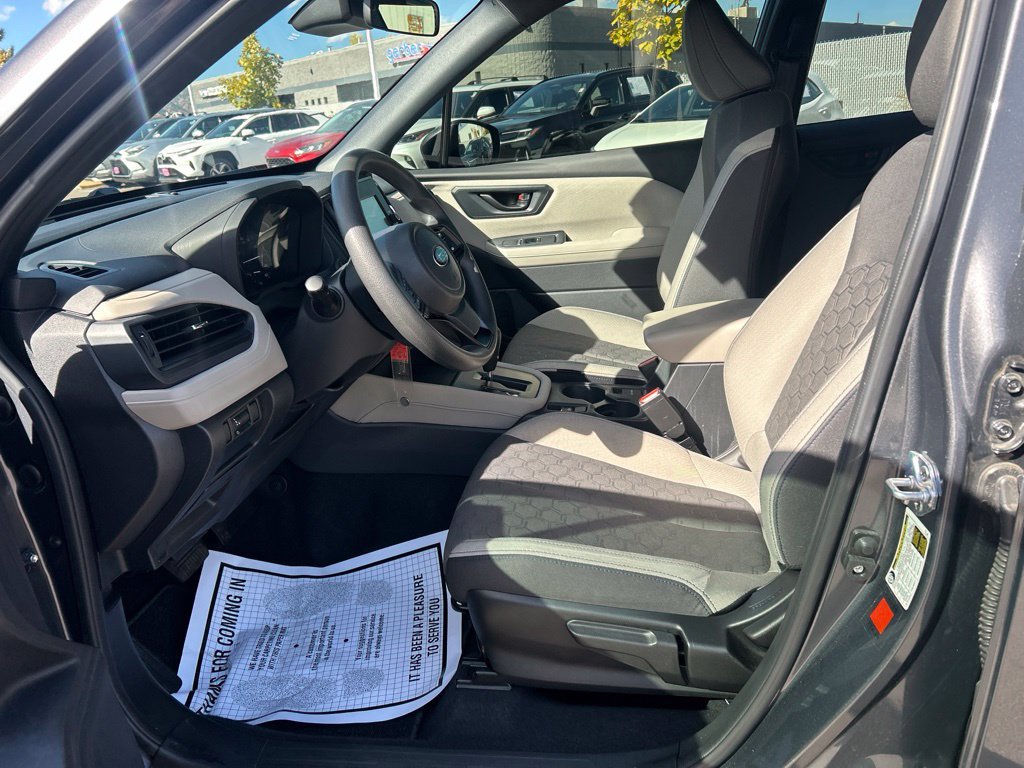 Used 2025 Subaru Forester AWD/4WD image 23