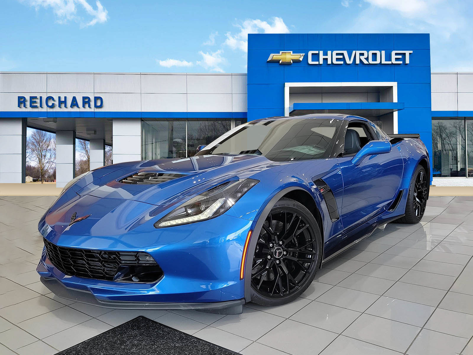 Used 2015 Chevrolet Corvette Z06 w/ 3LZ Preferred Equipment Group RWD video 1