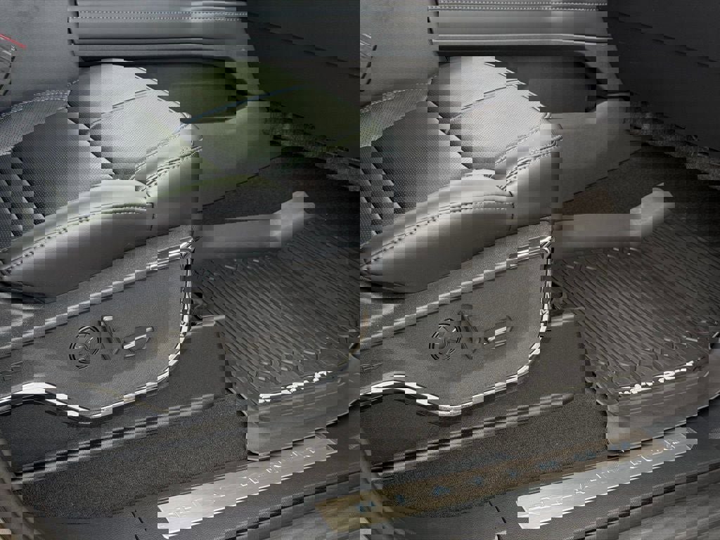 Certified 2026 Ford F350 Platinum w/ Tremor Off-Road Package image 24