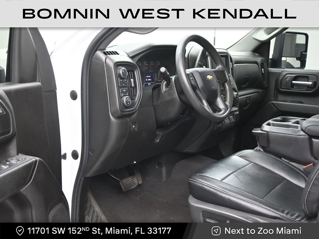 Used 2023 Chevrolet Silverado 2500 Custom w/ Custom Value Package image 10