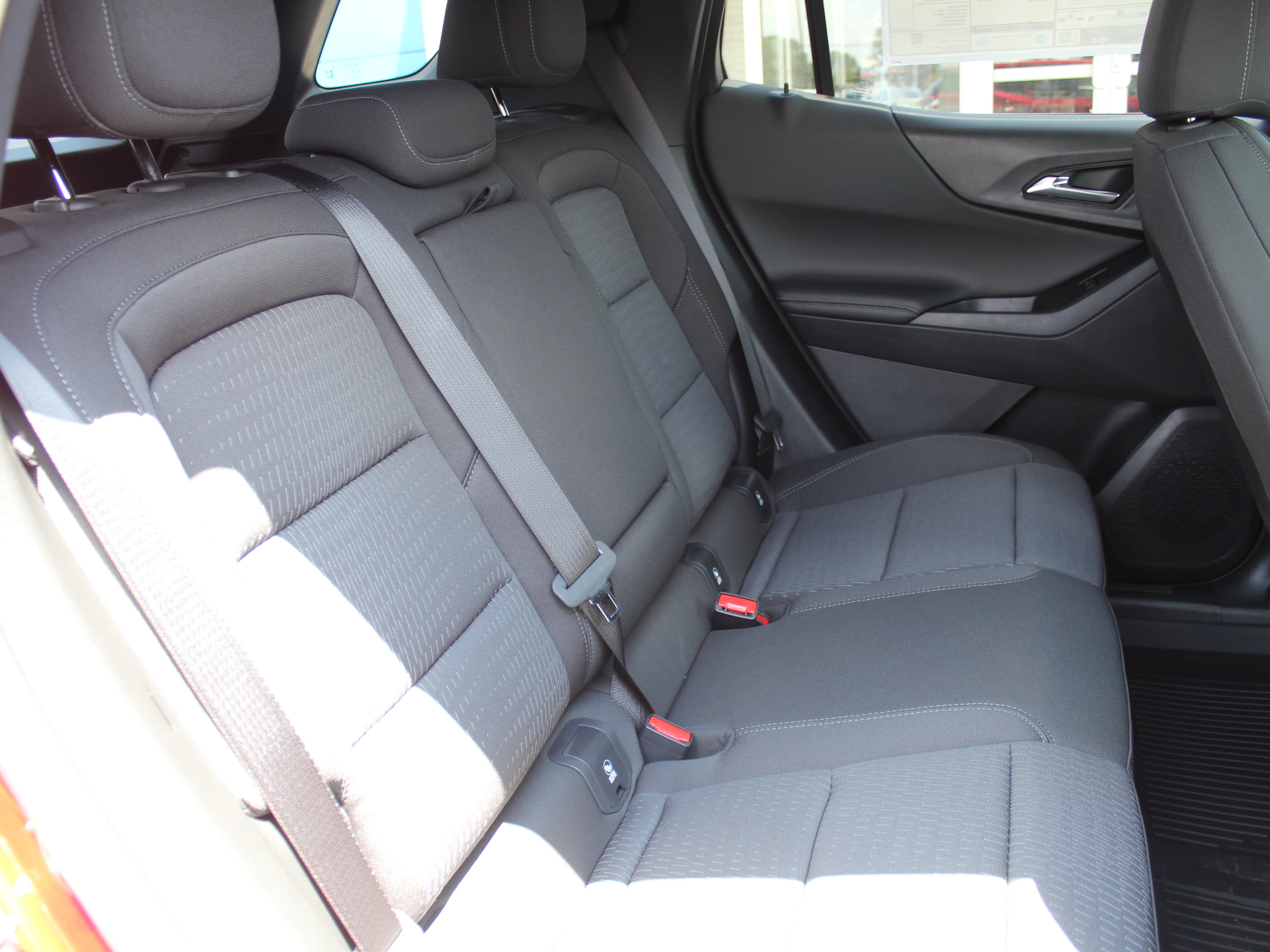 New 2027 Chevrolet Equinox LT FWD image 16