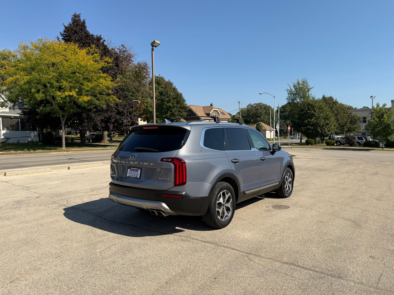 Used 2020 Kia Telluride EX image 7